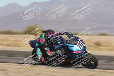 media/Nov-01-2025-CVMA (Sat) [[fc0f7531b8]]/Race 13-Femmewalla-Femmewalla UL/